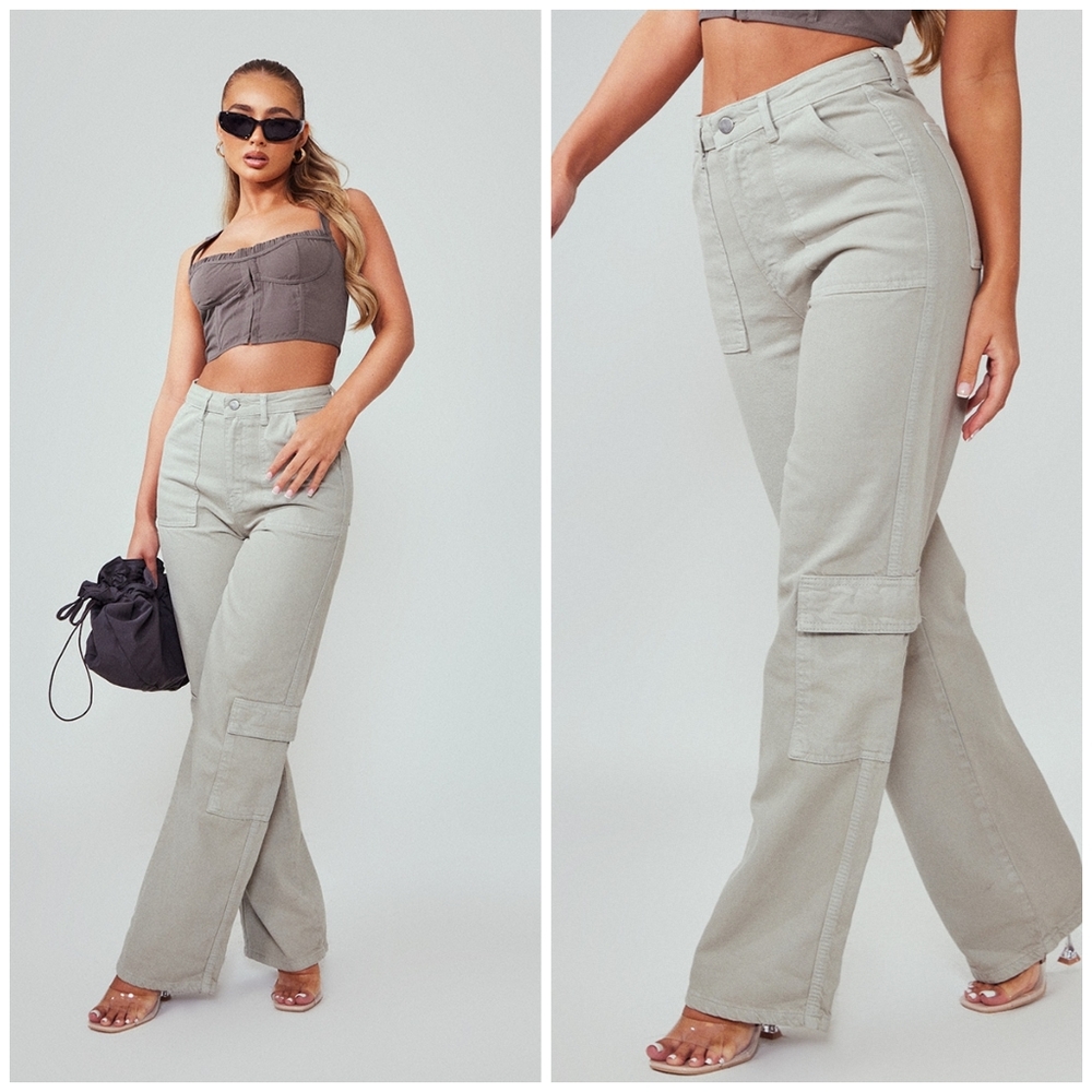 PrettyLittleThing Grey Khaki Cargo Pocket Baggy Wide Leg Jeans Womens Size 2